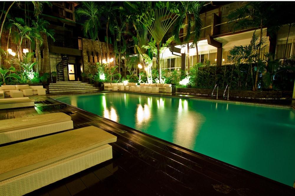The Sulo Riviera Hotel Quezon City Esterno foto
