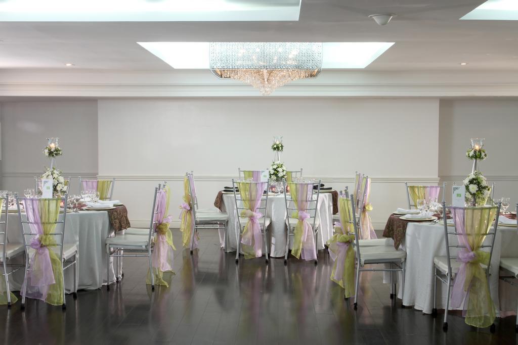 The Sulo Riviera Hotel Quezon City Esterno foto