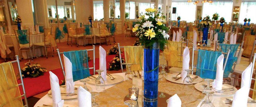The Sulo Riviera Hotel Quezon City Esterno foto