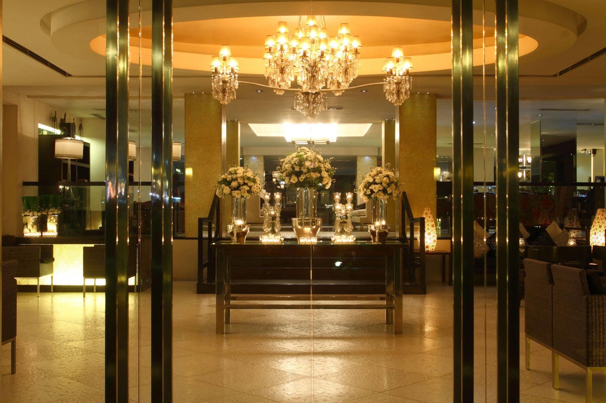 The Sulo Riviera Hotel Quezon City Esterno foto